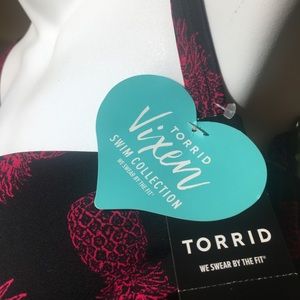 Torrid Size 2 Swim Tankini 16w 18w Top Only